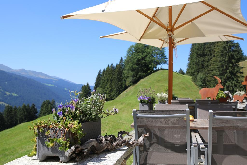 Hotel Berghaus Alpenroesli à Klosters-Serneus Extérieur photo