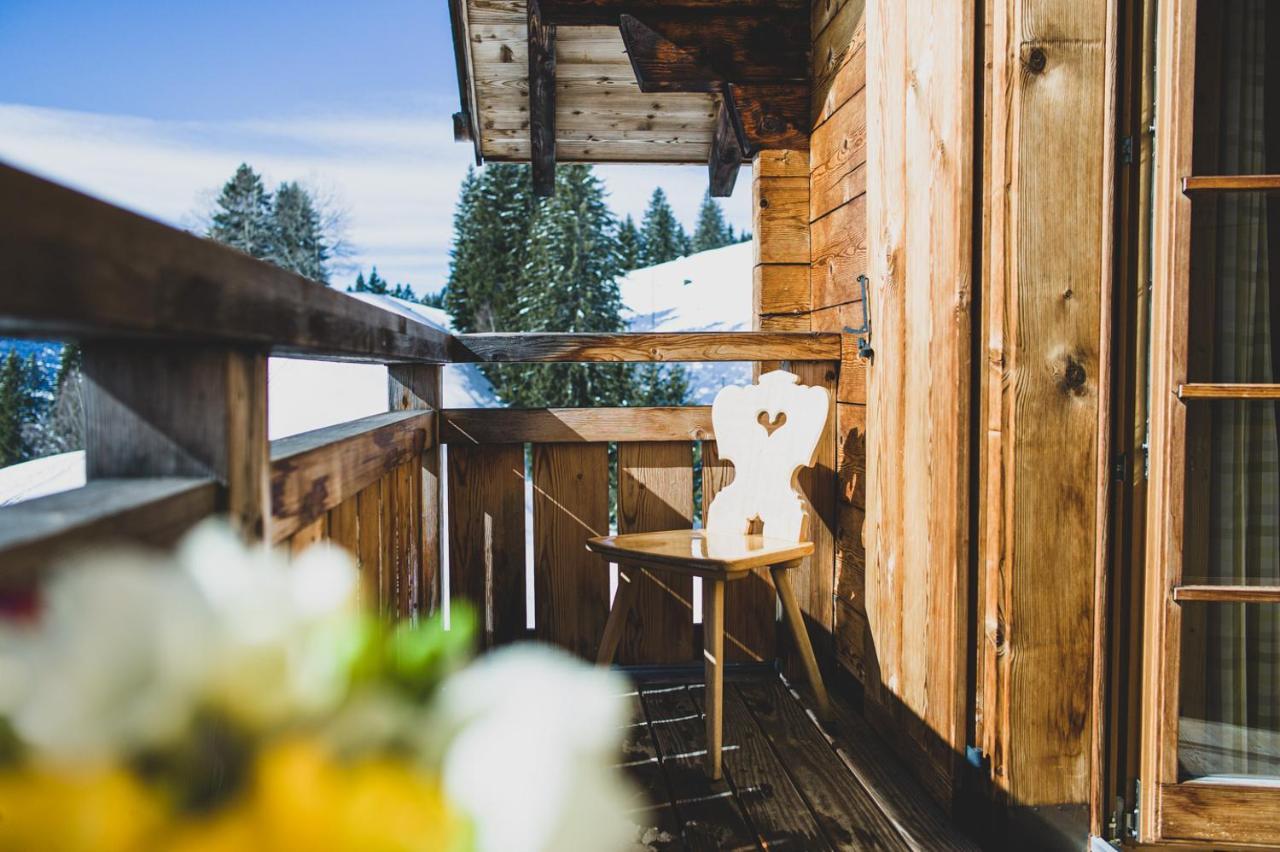 Hotel Berghaus Alpenroesli à Klosters-Serneus Extérieur photo
